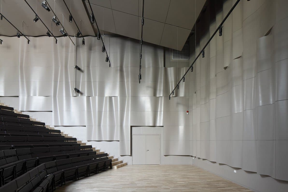 Saldus Mūzikas un mākslas skola 10