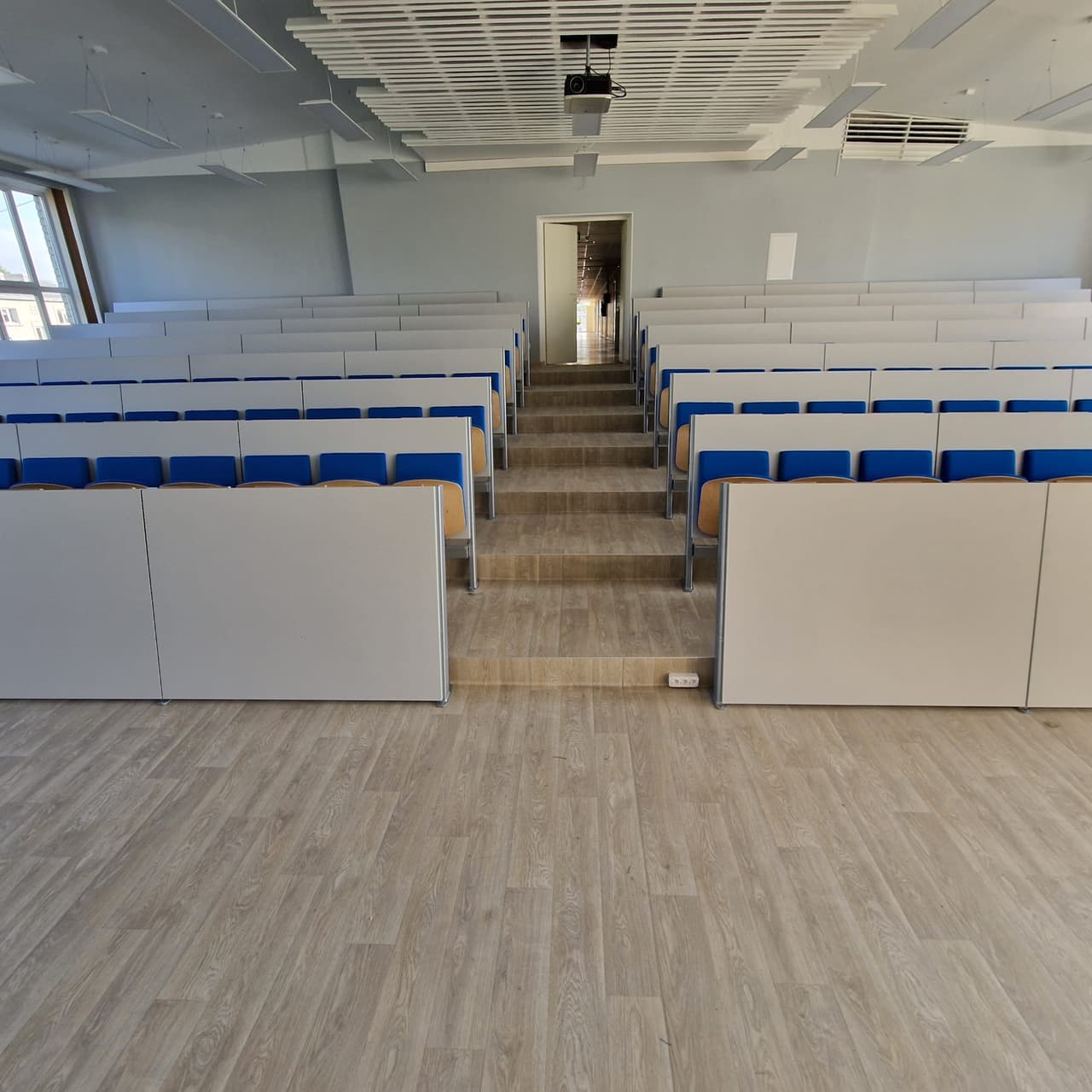 Riga 1st Medical College of the University of Latvia 4