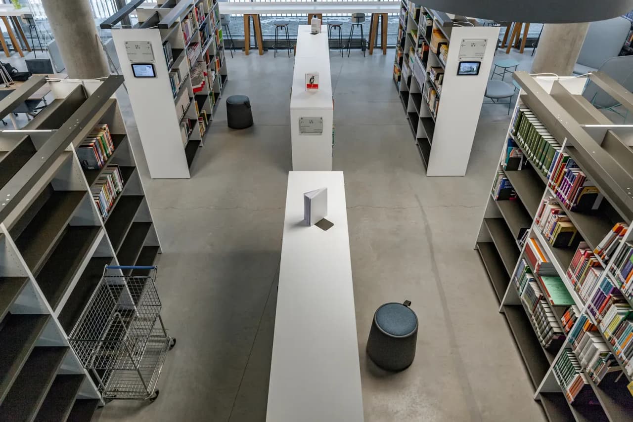 University of Latvia: House of Nature and House of Science 34